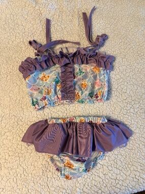 Girls 2 Piece scales bathing suit size 5/6